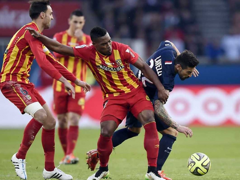 Routine Win Sets PSG up for Chelsea Showdown