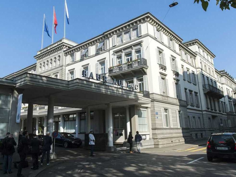 Venerable Five-Star Hotel Is Unlikely Setting for a Raid