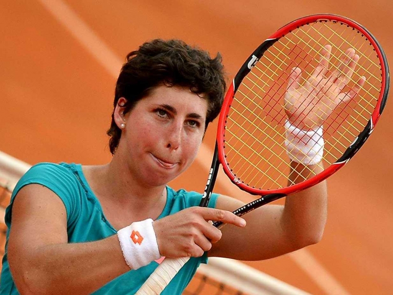 Carla Suarez Defeats Simona Halep to Book a Place in Final of Italian Open