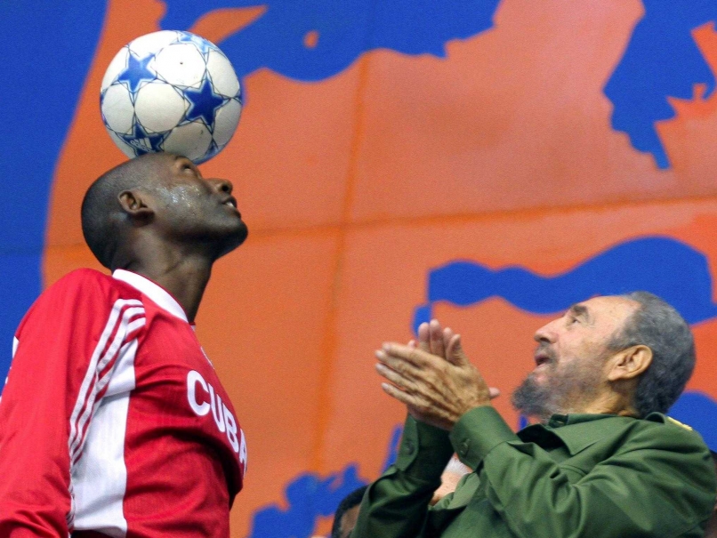 Erick Hernandez, Former Cuban Player, Sets Record for Soccer Ball Head Control