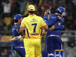 IPL 2015: Police Arrest Five People for Betting on Chennai Super Kings vs Mumbai Indians Match IPL 2015: Police Arrest Five People for Betting on Chennai Super Kings vs Mumbai Indians Match