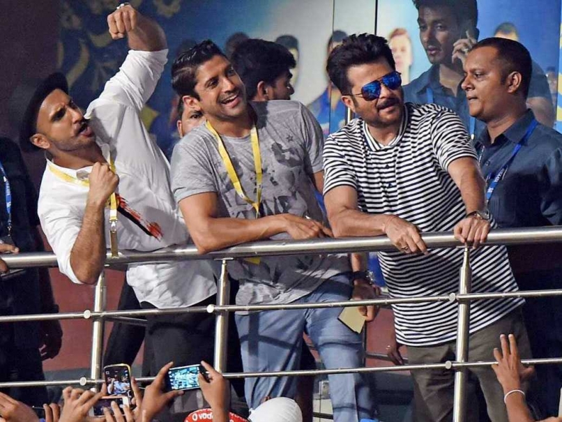 IPL 2015 Final Diary: Mohammed Azharuddin Has Some Cool Tips for Hot Virat Kohli; Gavaskar Turns Mimic