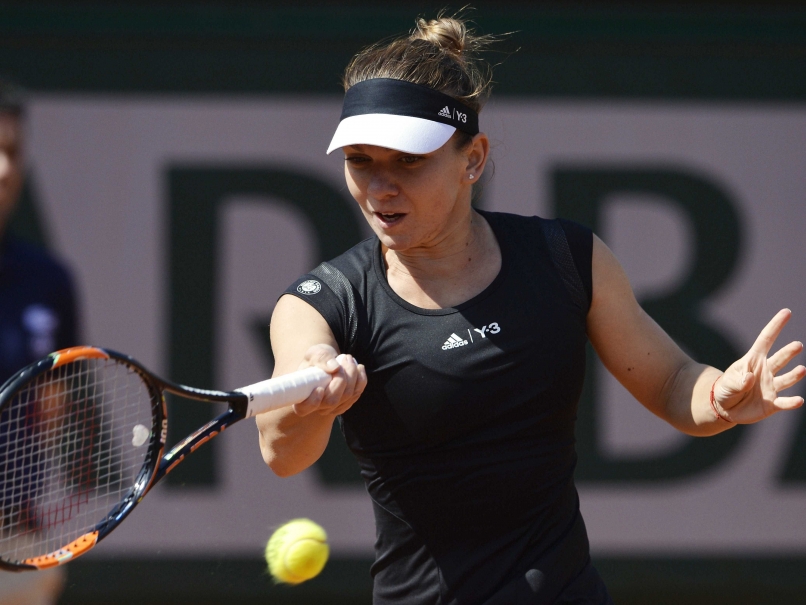 French Open: Simona Halep Enters Second Round, Roger Federer Begins 62nd Successive Major