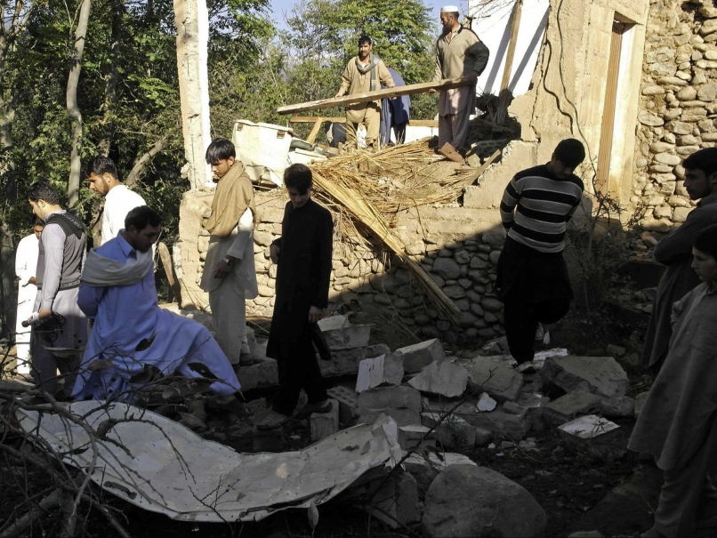 Pakistan Cricketers Promise Support to Earthquake Victims