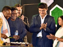Kolkata Celebrates Pele's Birthday in Advance Kolkata Celebrates Pele's Birthday in Advance