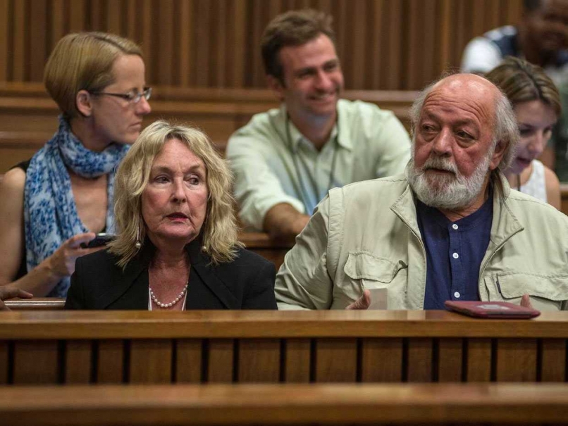 Reeva Steenkamp's Mother Moves on as Oscar Pistorius Deals With Punishment Reeva Steenkamp's Mother Moves on as Oscar Pistorius Deals With Punishment
