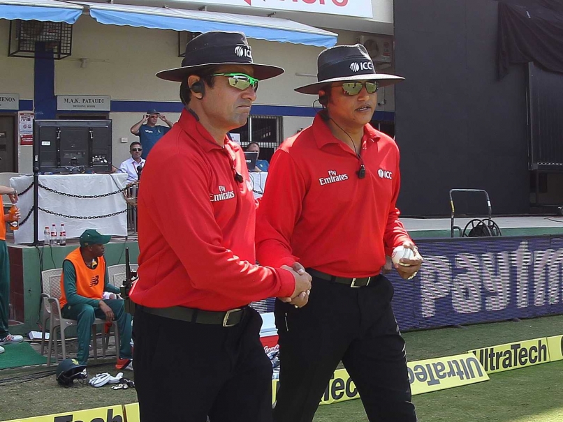 Ind Vs SA: अंपायर डार के बाद अब पाकिस्तानी कमेंटेटर अकरम और शोएब भी बाहर