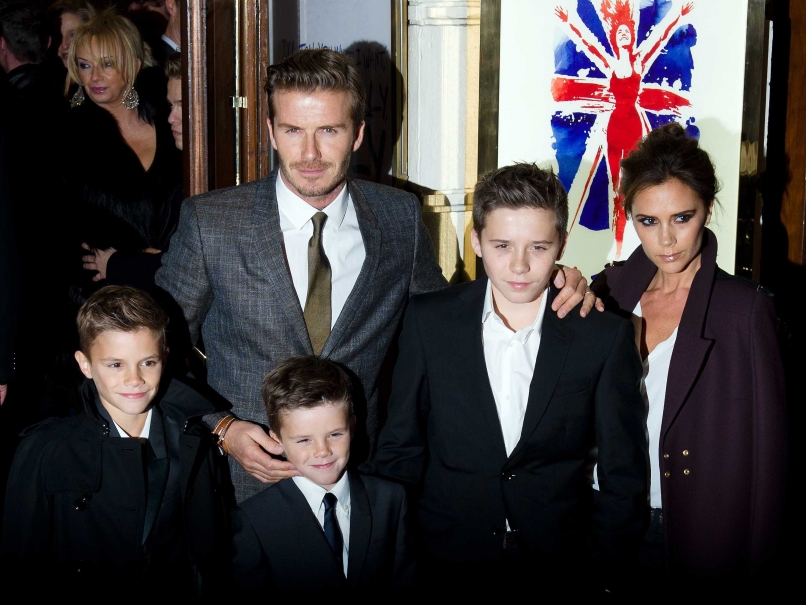 David Beckham Shares Wedding Photo on his 17th Anniversary