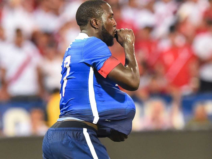 Jozy Altidore Brace Gives USA 2-1 Win Over Peru in Friendly