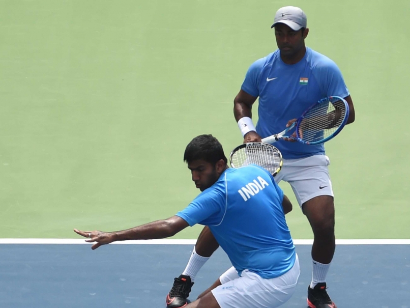 Davis Cup: Shock Doubles Defeat for Leander Paes-Rohan Bopanna; Advantage Czech Republic