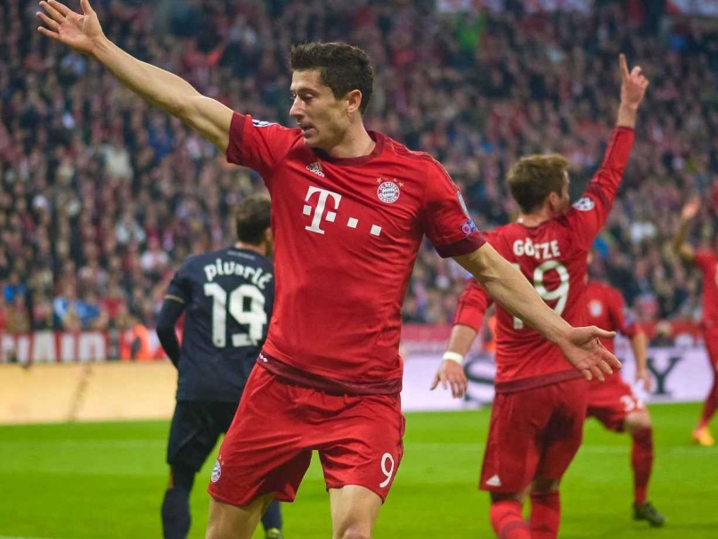 Robert Lewandowski Nets Hat-Trick as Bayern Munich Crush Dinamo Zagreb in UEFA Champions League