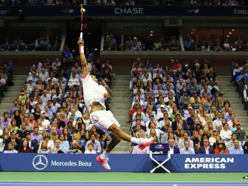 Ageless Roger Federer Braced for 'Straight Shootout' With Novak Djokovic