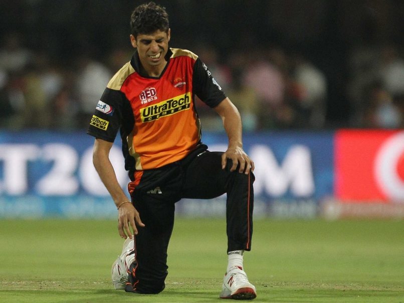 Indian Premier League: Ashish Nehra Out With Groin Injury For Couple of Games