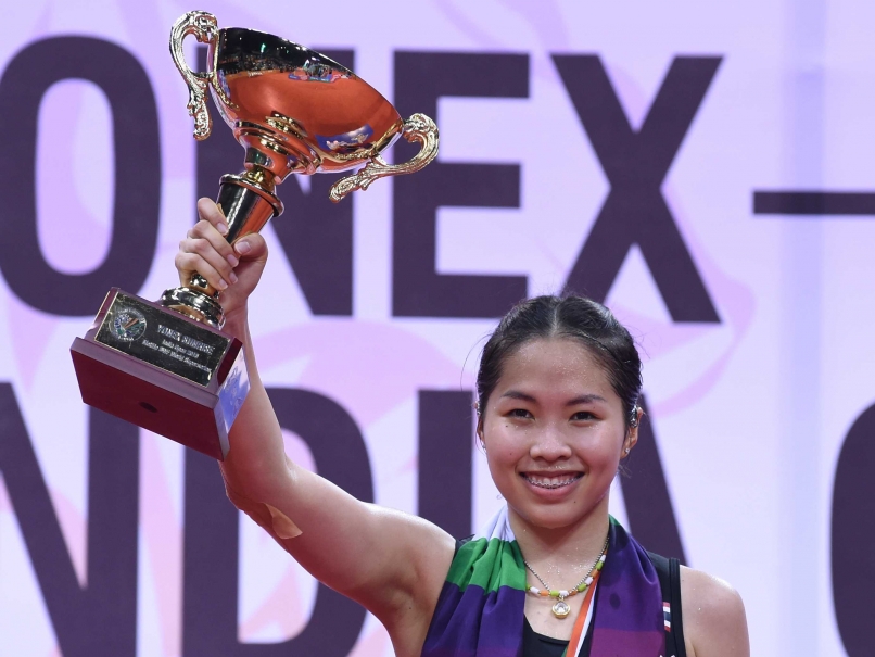 Ratchanok Intanon, Kento Momota Triumph at India Open Superseries