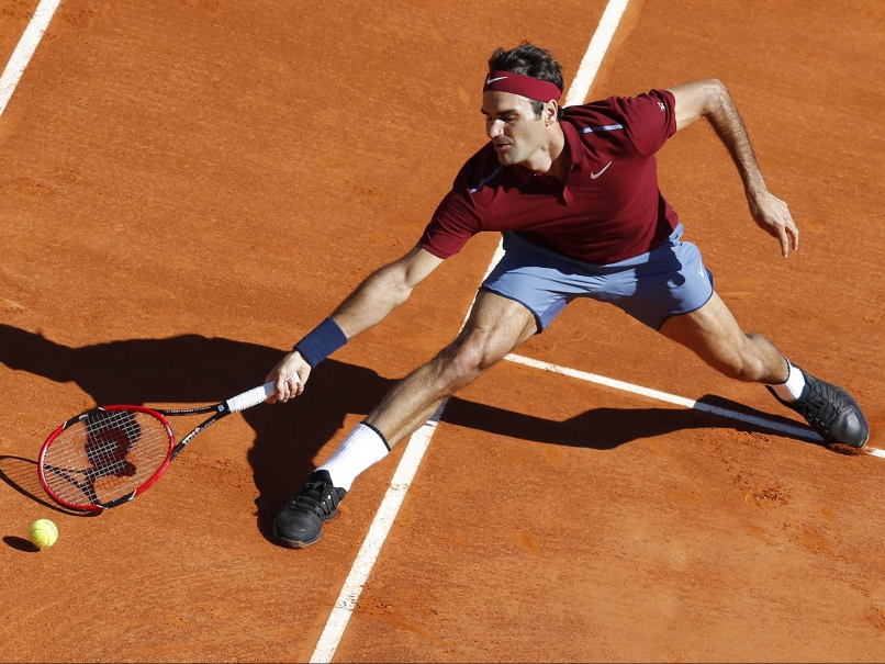 Roger Federer Returns After One Month Break, to Play in Stuttgart