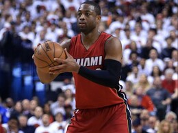 NBA Star Dwyane Wade's Cousin Fatally Shot While Pushing Baby in Stroller NBA Star Dwyane Wade's Cousin Fatally Shot While Pushing Baby in Stroller