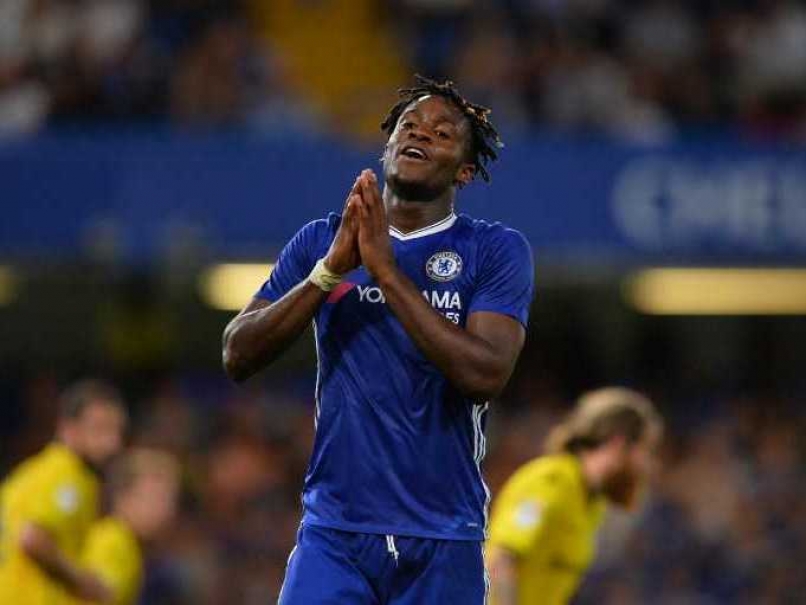 Liverpool Cruise, Chelsea Made to Work Hard in League Cup