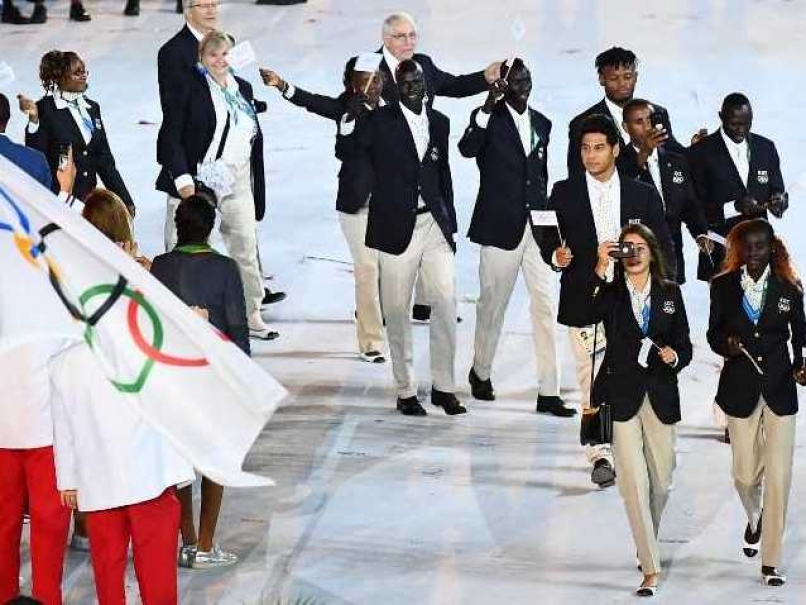 Rio 2016: Refugee Olympic Team Steals The Show In Opening Ceremony
