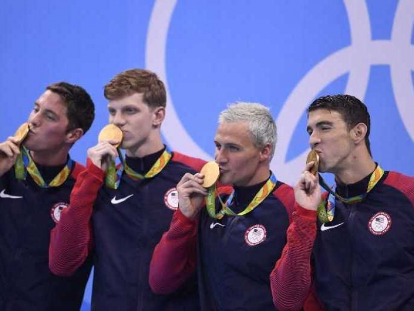 American Gold Medallist Swimmer Ryan Lochte Robbed at Gunpoint