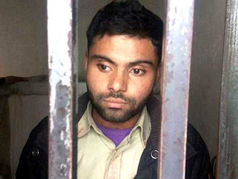 Virat Kohli's Pakistani Fan, Who Waved Indian Flag, Granted Bail: Report