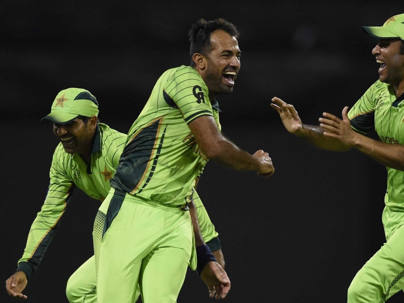 Wahab Riaz, Ahmed Shehzad Cautioned by Pakistan Cricket Board After Spat in PSL Match