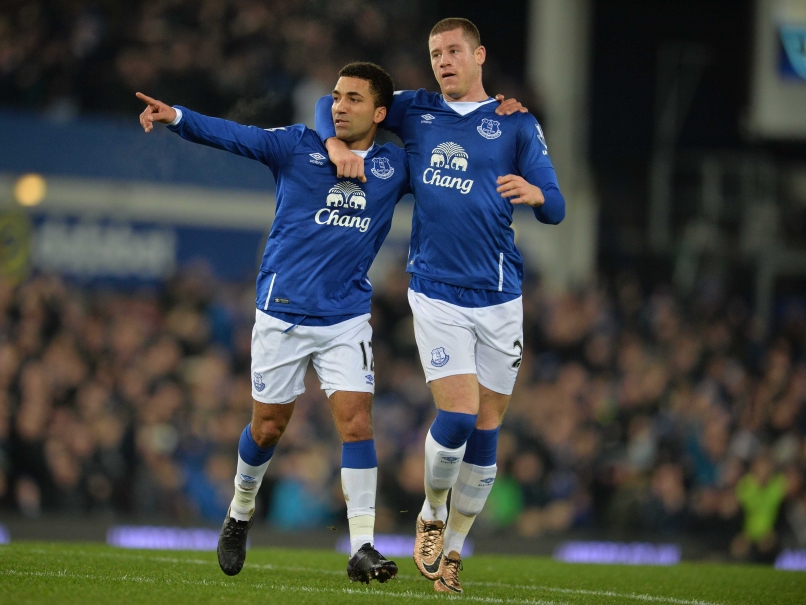 Aaron Lennon on Mark as Improved Everton F.C. Hold Tottenham Hotspur F.C.