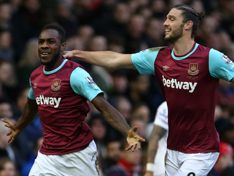 Andy Carroll, Michail Antonio Help West Ham United F.C. Beat Liverpool F.C.
