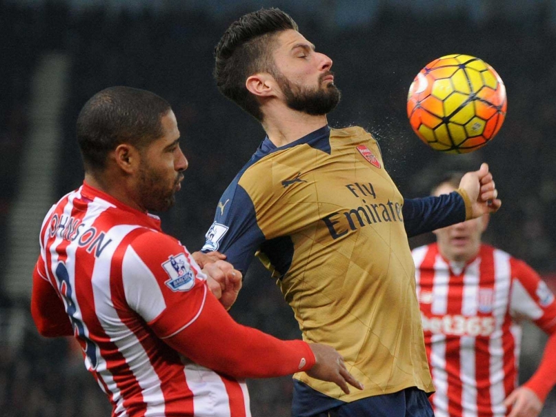Arsenal F.C. Top Premier League Despite Goalless Draw With Stoke City F.C.