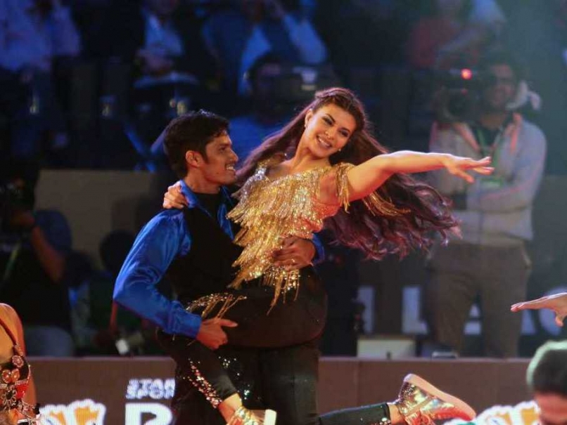 Premier Badminton League Opening Ceremony: Jacqueline Fernandez Jazzes it up