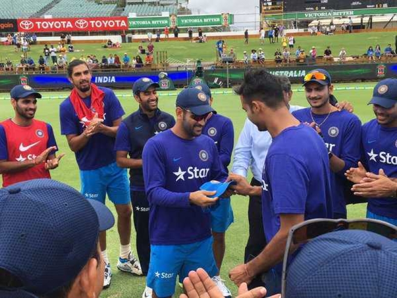 India vs Australia: Mahendra Singh Dhoni Says Team Needs 'Brave' Youngsters