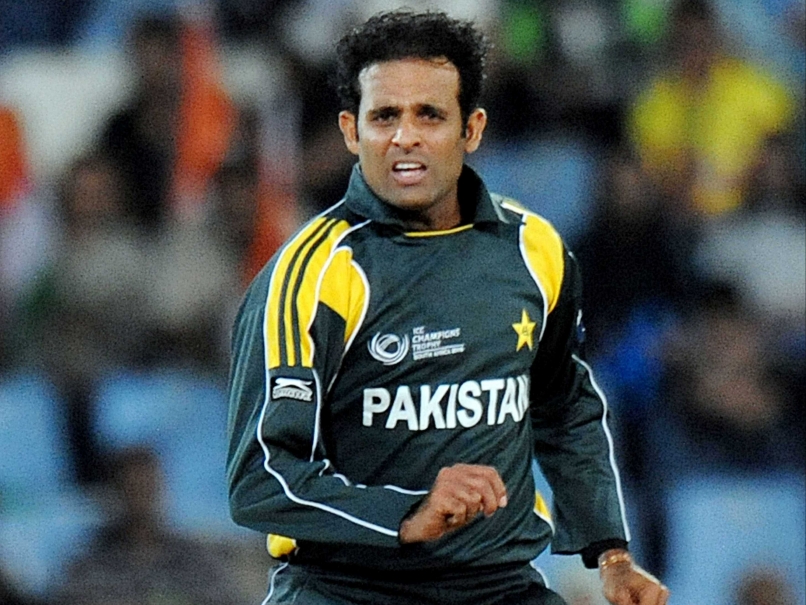 Pakistan Cricketers Retire En Masse to Get NOC For Masters Champions League