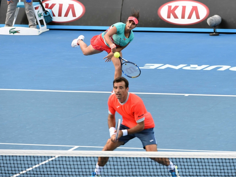 Australian Open: Sania Mirza-Ivan Dodig Set Up Mixed Doubles Quarters vs Martina Hingis-Leander Paes