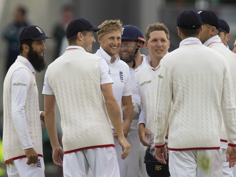 2nd Test: England Crush Pakistan, Level Four-Match Series 1-1