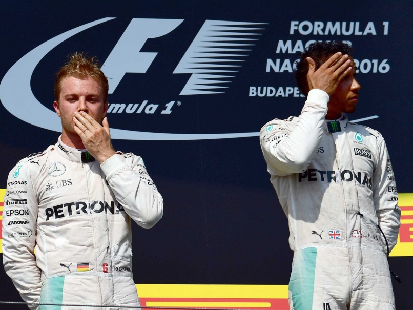 Lewis Hamilton Criticises Stewards For Not Punishing Nico Rosberg