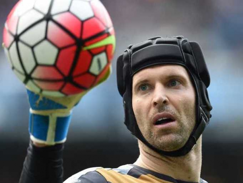 Petr Cech Announces Retirement From International Football