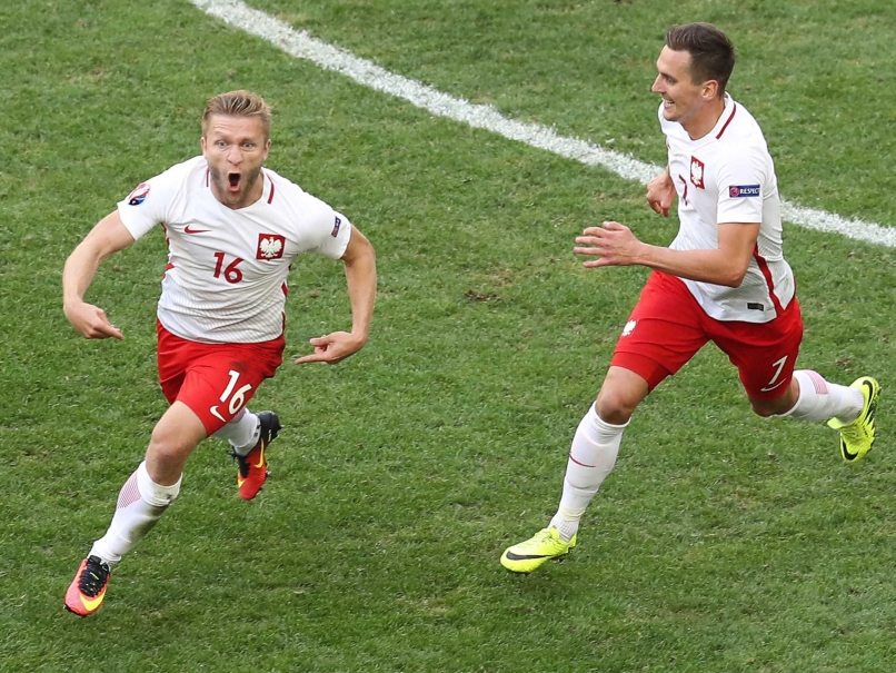 Euro 2016: Poland Beat Ukraine 1-0, Qualify For Last 16