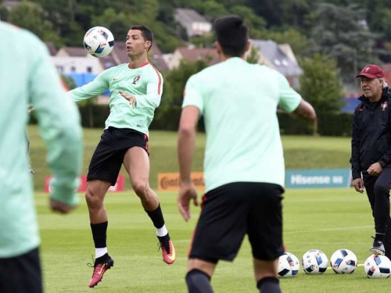 Euro 2016: Cristiano Ronaldo Used to Burden of Expectation, Says Portugal Coach