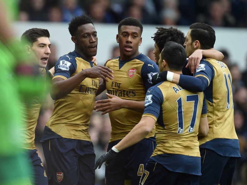 Danny Welbeck, Alex Iwobi Guide Arsenal F.C. to Win vs Everton F.C.
