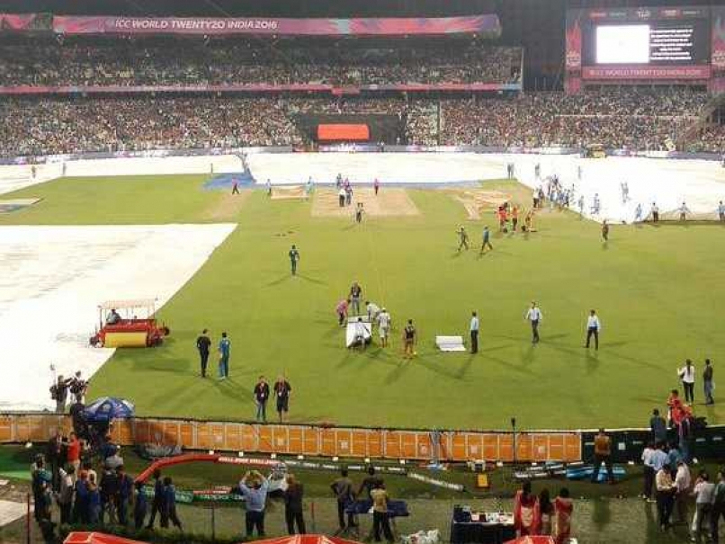 World T20: India vs Pakistan Match Toss Delayed Due to Wet Outfield