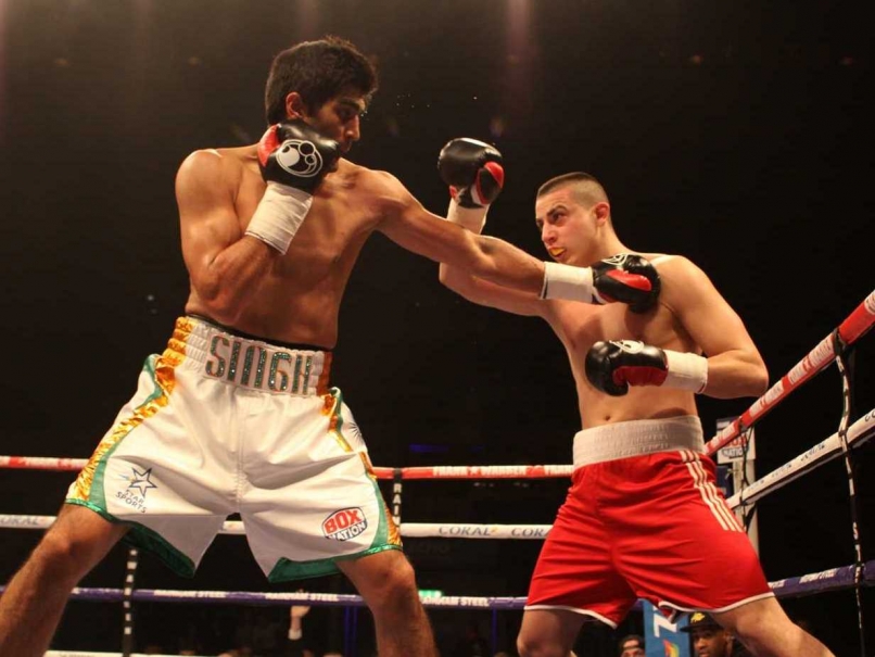 Vijender Singh Packs Off The Boxer Who Drank Snake Blood, Continues Winning Streak