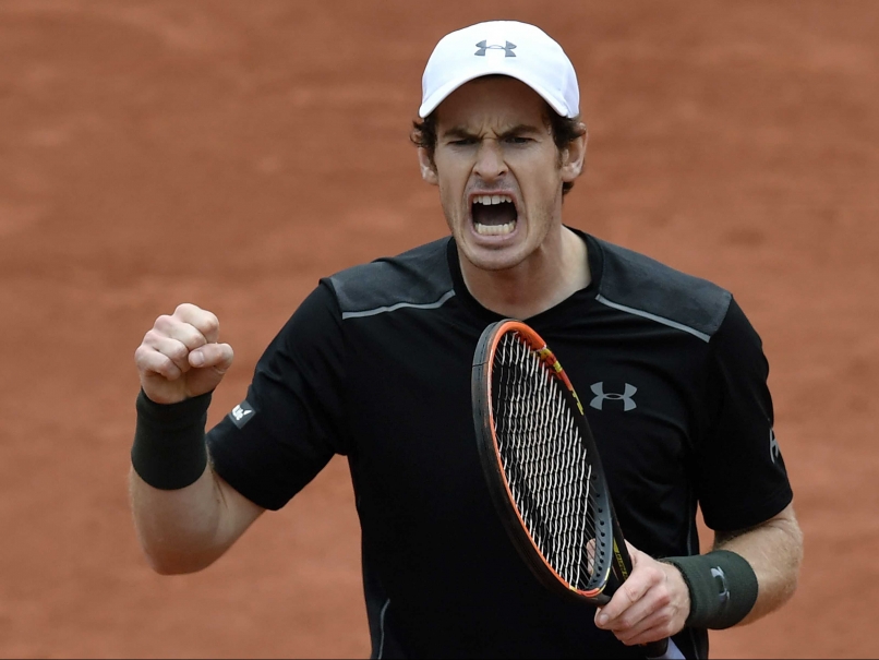 French Open: Andy Murray Battles Through as Angelique Kerber Exits