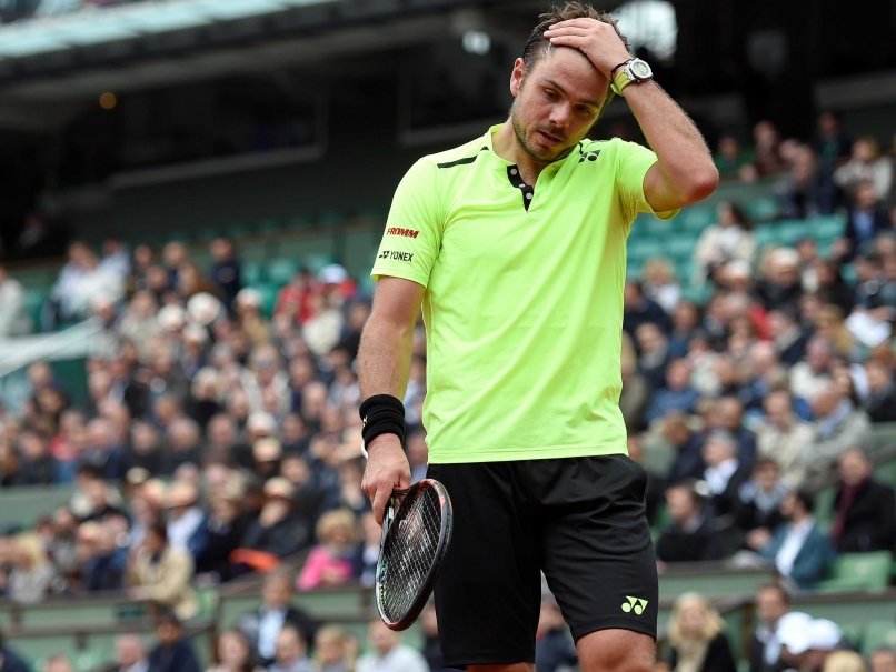 French Open: Stan Wawrinka Survives Scare, Garbine Muguruza Struggles