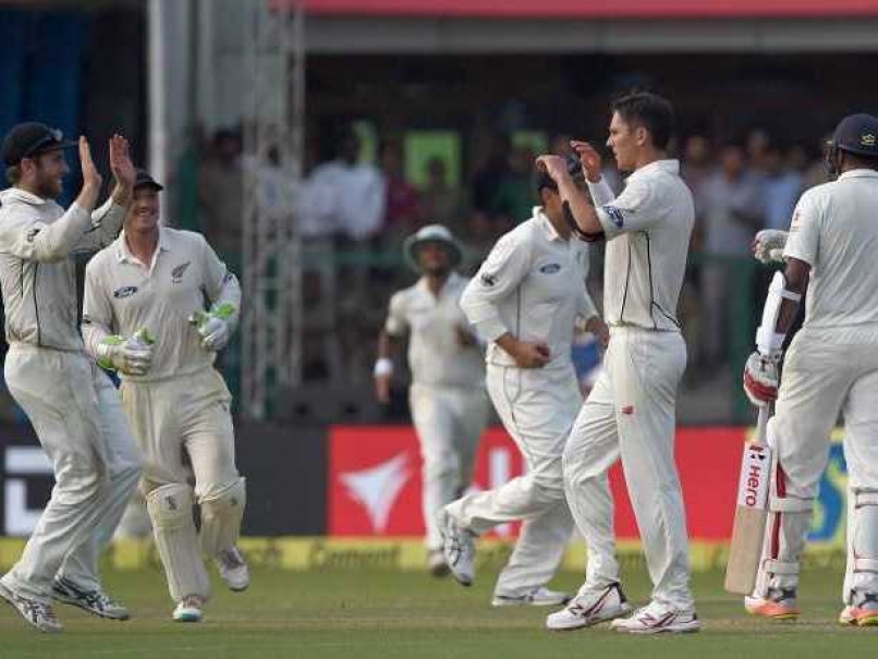 India vs New Zealand 1st Test, Kanpur, Highlights: Trent Boult, Mitchell Santner Help NZ Grab Honours On Day 1