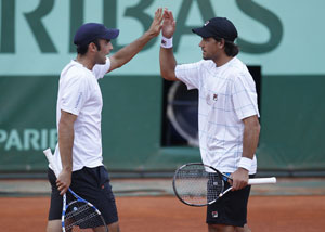 Nestor, Mirnyi win doubles title at French Open