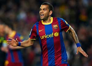 Barcelona Defender Dani Alves Back for Champions League