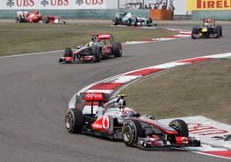 Hamilton, Button pay tribute to Wheldon Hamilton, Button pay tribute to Wheldon