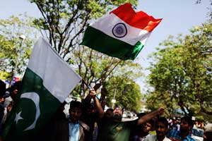 India and Pakistan teams arrive in Delhi for 3rd ODI