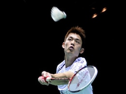 Lin Dan and Lee Chong Wei through to world badminton quarter-finals Lin Dan and Lee Chong Wei through to world badminton quarter-finals