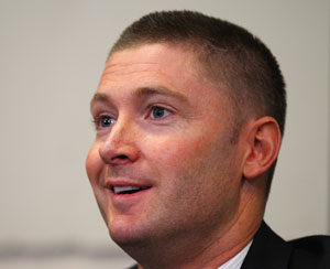 Australia pick Hilfenhaus over Christian for first Test vs India