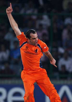Borren proud of brave Dutch